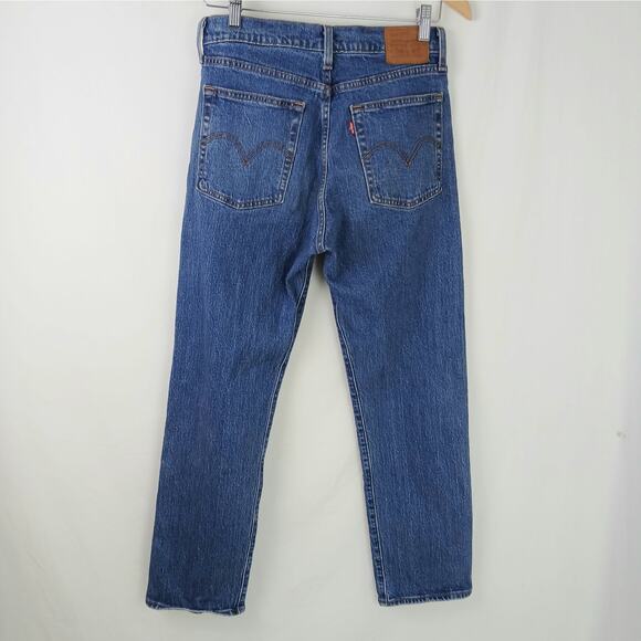 Levi's Women's SZ 28/28 Premium Denim Wedgie Straight Denim Jeans 34964-0064 - Picture 6 of 8